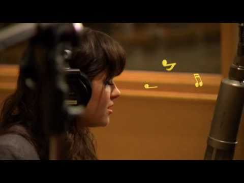 Profilový obrázek - "So Long" Preview - Zooey Deschanel sings for Winnie the Pooh