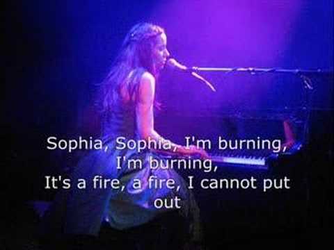 Profilový obrázek - Sophia (Karaoke with lyrics)