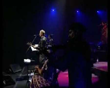 Profilový obrázek - Sting featuring Cheb Mami Live - Desert Rose