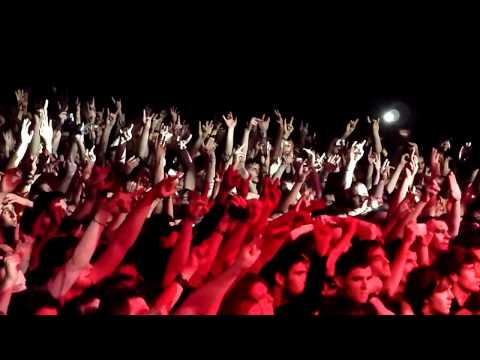 Profilový obrázek - Sum 41 - Pain For Pleasure (Live At Zénith)