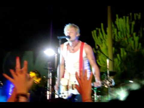 Profilový obrázek - Sunrise Avenue - Umbrella + Monk Bay Live In Athens,Greece (MAD Live In Athens) 06/11/09