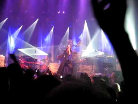 Profilový obrázek - Tarja Turunen - Boy And The Ghost (live in Amsterdam)