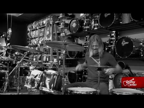 Profilový obrázek - Taylor Hawkins: At Guitar Center - Playing in the Hollywood Drum Shop