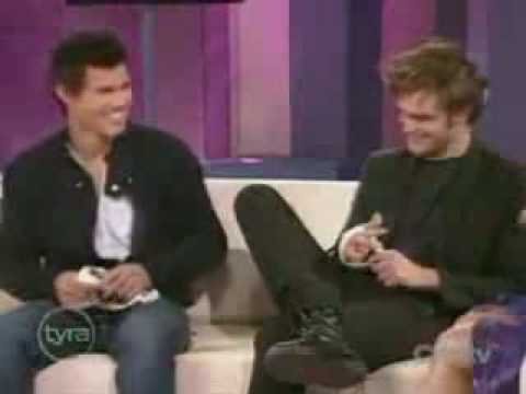 Profilový obrázek - Taylor Lautner and Robert Pattinson on The Tyra Banks Show 11-28-08