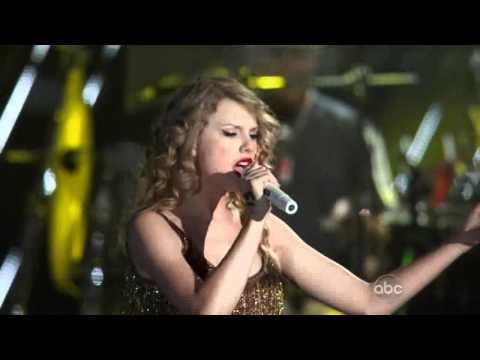 Profilový obrázek - Taylor Swift - Sparks Fly [HD] - CMA Music Festival 2011