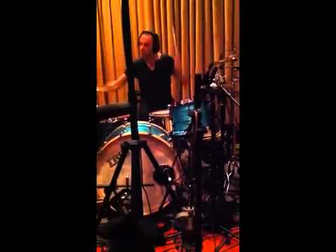 Profilový obrázek - Taylor York Recording The Drummings For A New Song In The New Album
