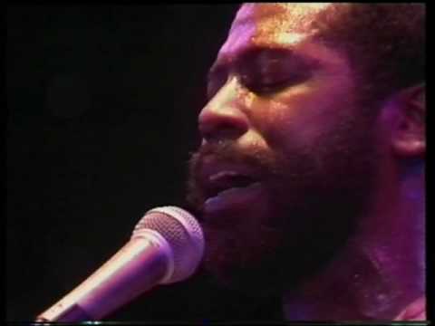 Profilový obrázek - Teddy Pendergrass - The Whole Town's Laughing At Me (Live Hammersmith Odeon 1982)
