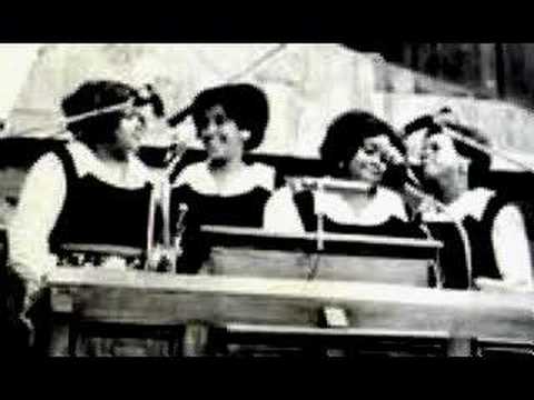 Profilový obrázek - The Clark Sisters  America The Beautiful 1974