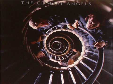Profilový obrázek - The Comsat Angels - Total War live 1983