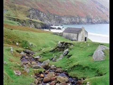 Profilový obrázek - The Corrs - Buachaill On Eirne (Translated!!)