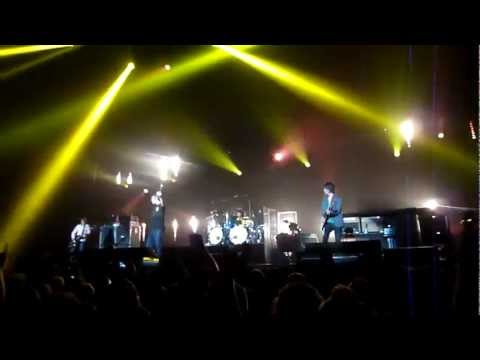 Profilový obrázek - The Stone Roses - Fools Gold (Live in Amsterdam HMH 12/6/2012) HD
