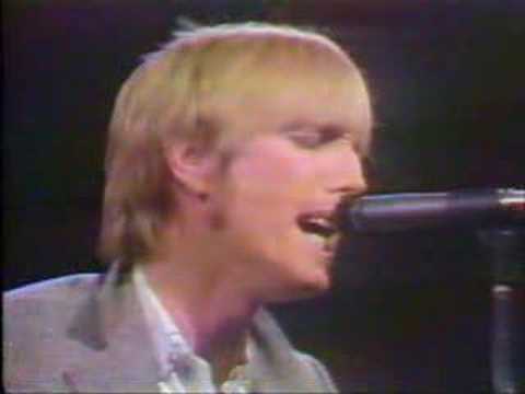 Profilový obrázek - Tom Petty with Tom Snyder 1981 part 3 of 3