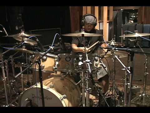 Profilový obrázek - Tony Royster Jr. Jay-Z's drummer live in the studio 2009
