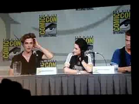Profilový obrázek - Twilight Panel Q&A: Why did you take on the Twilight Movie?
