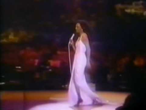 Profilový obrázek - "Upside Down" - Michael Jackson at Diana Ross Concert (1980)