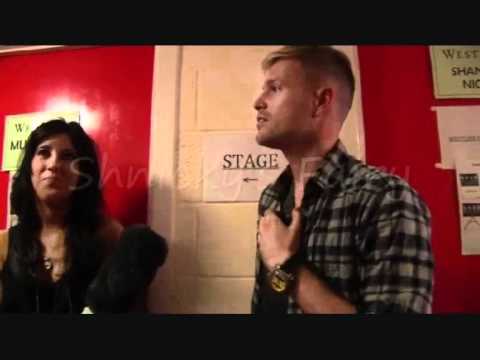 Profilový obrázek - Westlife Nicky Byrne Backstage at the O2 blueroom 2010 (Part 1)