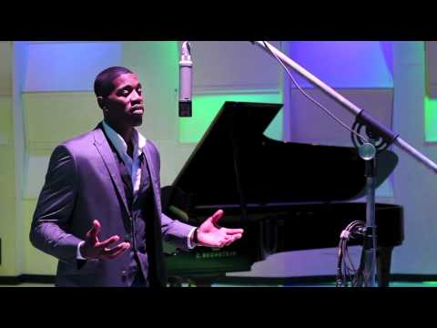 Profilový obrázek - Whitney Houston "I look To you" The best Tribute, by Terrell Carter