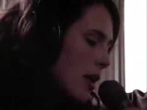 Profilový obrázek - Within Temptation - Our Farewell (Acoustic At PinkPop 2001)