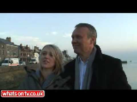 Profilový obrázek - WOTV: Anthony Head and daughter talk about The Invisibles