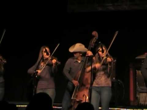 Profilový obrázek - Yearning - The Quebe Sisters Band