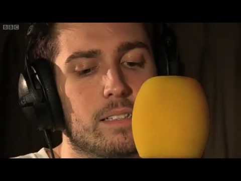 Profilový obrázek - You Me At Six Jessie J Domino Video BBC Radio 1 Live Lounge